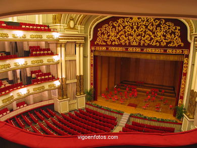 TEATRO - SALA DE CONCIERTOS NOVACAIXAGALICIA  (CAIXANOVA)