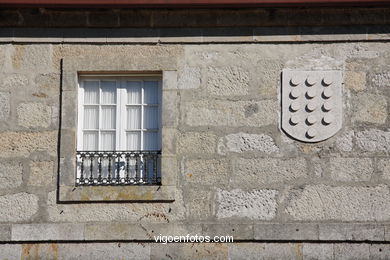 EXTERIORES DEL PAZO QUIÑONES DE LEÓN