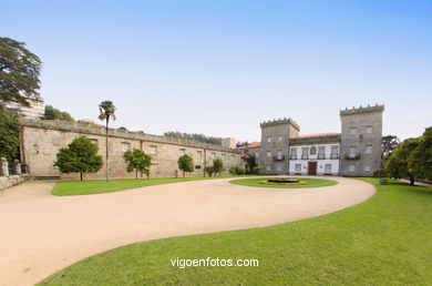 EXTERIORES DEL PAZO QUIÑONES DE LEÓN