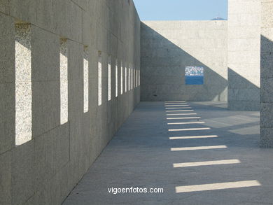 EXTERIORES DEL MUSEO DEL MAR. ARQUITECTO CESAR PORTELA. 