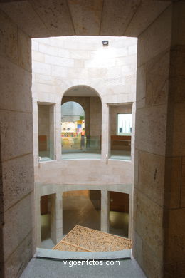 INTERIORES DEL MUSEO MARCO DE VIGO