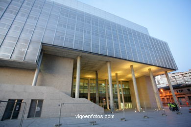 FACADE - VIGO CONFERENCE CENTRE (SEA OF VIGO)