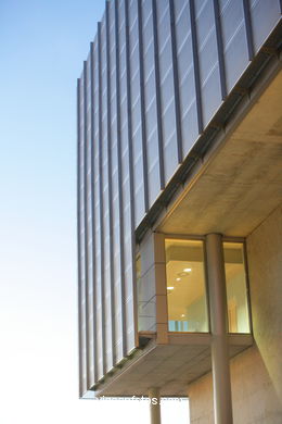 FACADE - VIGO CONFERENCE CENTRE (SEA OF VIGO)