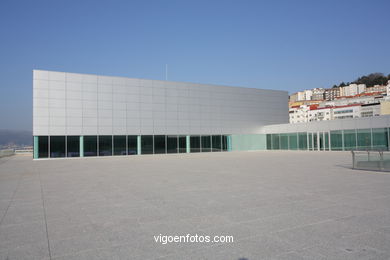 FACADE - VIGO CONFERENCE CENTRE (SEA OF VIGO)