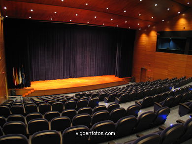 AUDITORIUM OF SOCIAL CENTER CAIXANOVA