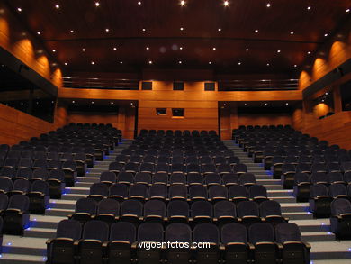 AUDITORIUM OF SOCIAL CENTER CAIXANOVA