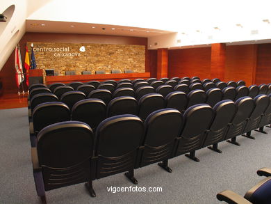 SALAS DE CONFERÊNCIAS E REUNIÕES DO CENTRO SOCIAL CAIXANOVA