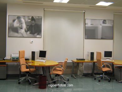 SALA DE NUEVAS TECNOLOGIAS Y DEMOSTRACIÓN DEL CENTRO SOCIAL NOVACAIXAGALICIA  (CAIXANOVA)