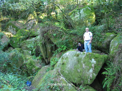 GRUTAS DO FOLÓN - CORUXO (Vigo)