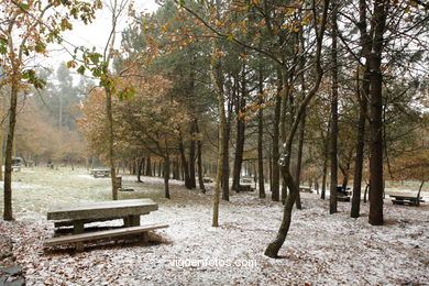 SNOW IN VIGO. CUVI AND MOUNTAINS.