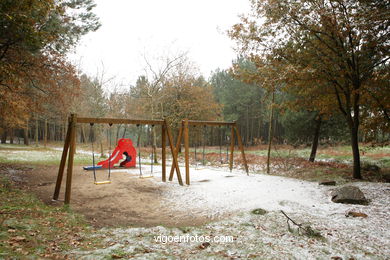 NEVE EM VIGO. PAISAGENS NEVADOS. CUVI E MONTANHA.