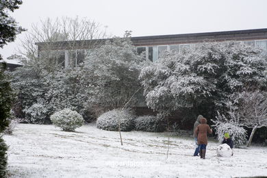 NIEVE EN VIGO. PAISAJES NEVADOS. CUVI Y MONTAÑA.