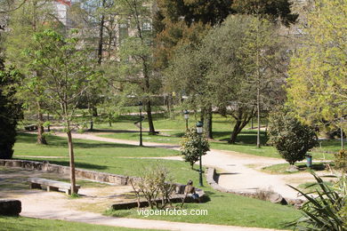 SPRING IN SPAIN. FLOWERS AND LANDSCAPES