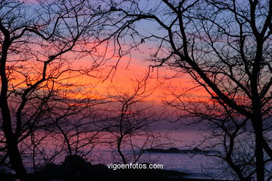 SUNSET & SUNRISE. VIGO BAY. SEA AND LANDSCAPES. FUESTE BEACH