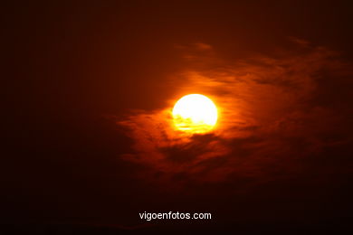 SUNSET & SUNRISE. VIGO BAY. SEA AND LANDSCAPES. SHIP