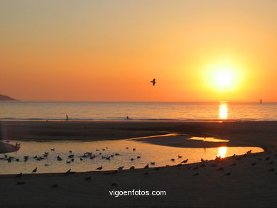 SUNSET & SUNRISE. VIGO BAY. SEA AND LANDSCAPES. AMERICA BEACH