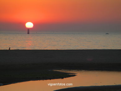 SUNSET & SUNRISE. VIGO BAY. SEA AND LANDSCAPES. AMERICA BEACH