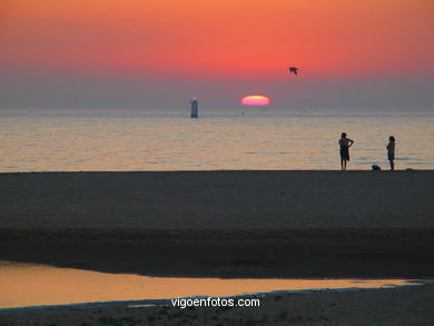 PUESTAS DE SOL - PLAYA AMÉRICA