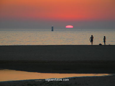 PUESTAS DE SOL - PLAYA AMÉRICA