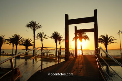 SUNSET & SUNRISE. VIGO BAY. SEA AND LANDSCAPES. SAMIL BEACH