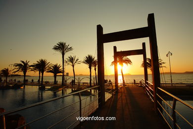 SUNSET & SUNRISE. VIGO BAY. SEA AND LANDSCAPES. SAMIL BEACH