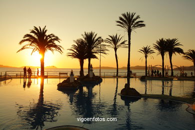 SUNSET & SUNRISE. VIGO BAY. SEA AND LANDSCAPES. SAMIL BEACH