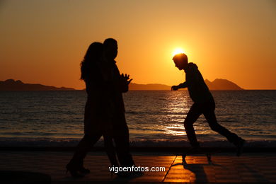 SUNSET & SUNRISE. VIGO BAY. SEA AND LANDSCAPES. SAMIL BEACH