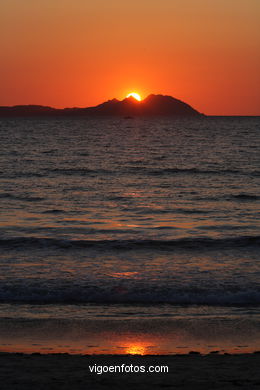 SUNSET & SUNRISE. VIGO BAY. SEA AND LANDSCAPES. SAMIL