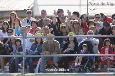 POWERBOAT P1 - AMBIENTE DA COMPETIÇÃO EM VIGO