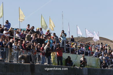 POWERBOAT P1 - AMBIENTE DE LA COMPETICIÓN EN VIGO