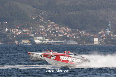 FORMULA 1 DO MAR - POWERBOAT P1 - CARREIRA SUPERSPORT