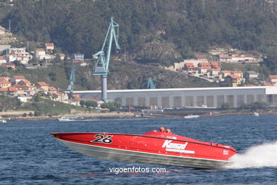 FORMULA 1 DO MAR - POWERBOAT P1 - CARREIRA SUPERSPORT