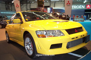 COCHES: SALÓN DEL AUTOMÓVIL 2002