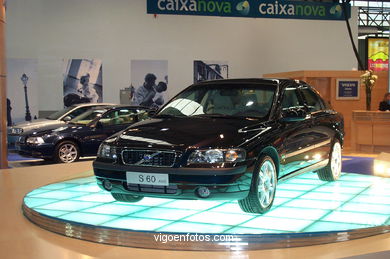 CARROS: SALÃO DO AUTOMÓVEL 2002