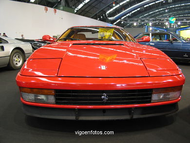 FERRARI F40, PORCHE 911,... CARROS: SALÃO DO AUTOMÓVEL 2003