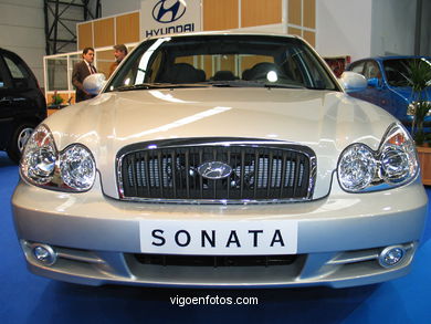 CARROS: SALÃO DO AUTOMÓVEL 2004