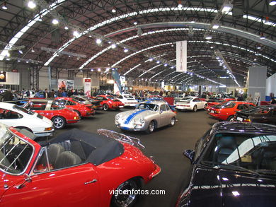 COCHES: SALÓN DEL AUTOMÓVIL 2004