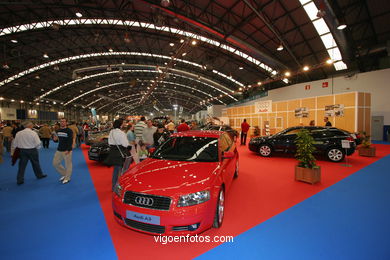 PORCHE, CADILLAC, LEXUS, .. SALÓN DEL AUTOMÓVIL 2005 - VIGO - IFEVI