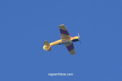 AEROBATICS - COCO REY  - AIRSHOW 2006. VIGO (SPAIN)