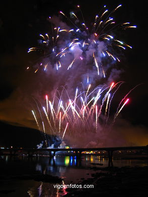 FUEGOS ARTIFICIALES Y FERIA DE BOUZAS - FIESTAS DE BOUZAS 2004