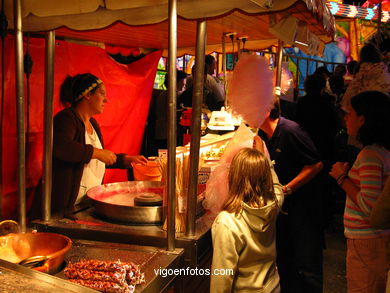 FOGOS ARTIFICIAIS E FEIRA DE BOUZAS - FESTAS DE BOUZAS 2004