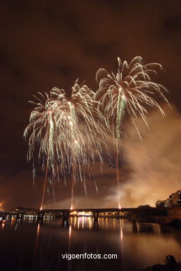 FOGOS ARTIFICIAIS E FEIRA DE BOUZAS - FESTAS DE BOUZAS 2005