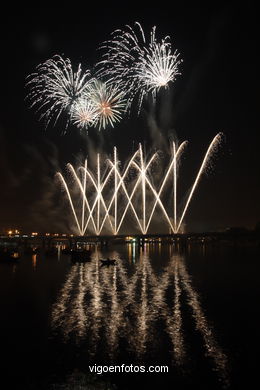 FUEGOS ARTIFICIALES Y FERIA DE BOUZAS - FIESTAS DE BOUZAS 2006