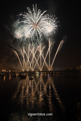 FUEGOS ARTIFICIALES Y FERIA DE BOUZAS - FIESTAS DE BOUZAS 2006