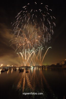 FOGOS ARTIFICIAIS E FEIRA DE BOUZAS - FESTAS DE BOUZAS 2006