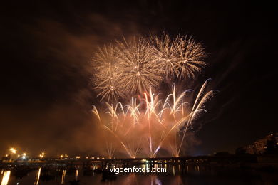 FUEGOS ARTIFICIALES Y FERIA DE BOUZAS - FIESTAS DE BOUZAS 2006