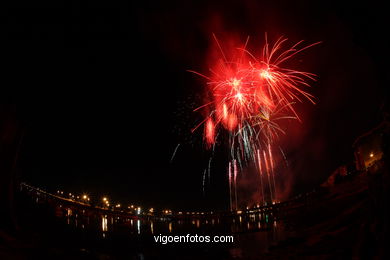 FIESTAS DE BOUZAS - FUEGOS ARTIFICIALES Y FERIA DE BOUZAS - FIESTAS DE BOUZAS 2008