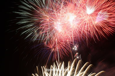 FIESTAS DE BOUZAS - FUEGOS ARTIFICIALES Y FERIA DE BOUZAS - FIESTAS DE BOUZAS 2008