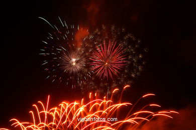 FIESTAS DE BOUZAS - FUEGOS ARTIFICIALES Y FERIA DE BOUZAS - FIESTAS DE BOUZAS 2008