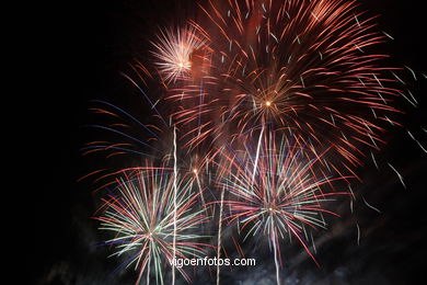 FIESTAS DE BOUZAS - FUEGOS ARTIFICIALES Y FERIA DE BOUZAS - FIESTAS DE BOUZAS 2008